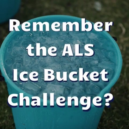 2014年にＳＮＳを中心に話題となった「アイス・バケツ・チャレンジ」、果たしてその効果はどうだったのか！？