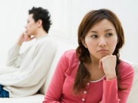 彼氏がかまってくれない！　気になる男性心理と対処法