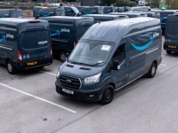 Amazonの配達トラックに設置された車内監視カメラ映像がネットに大量流出している件