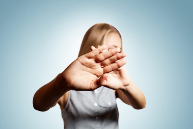 抱きしめる夢の相手は誰？ その相手によって意味合いが異なる