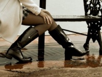 男ウケするのは？　「ロングブーツ」VS「ショートブーツ」