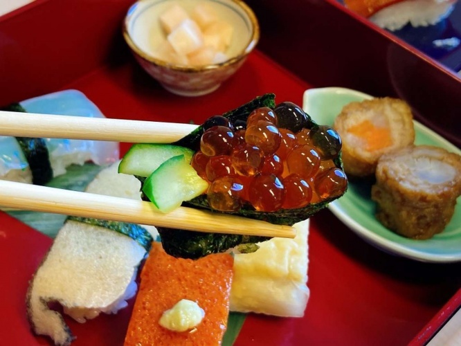 この光沢......本物にしか見えない