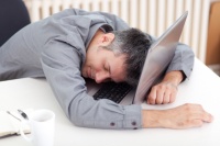 「眠れない」睡眠と性格が関係しているかも？ 不眠症の原因は極度のストレスから