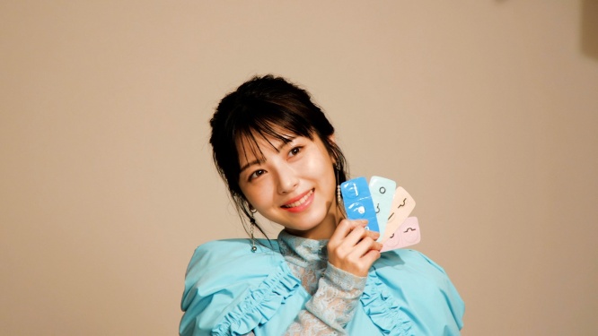 「真似してくれたら嬉しいな」浜辺美波がハンドダンスを披露！　Magic新CM 「マジカル☆ハンドダンス」篇公開