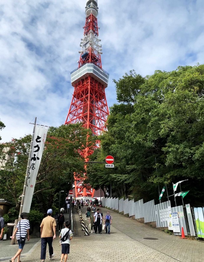 dqw-tokyo-tower1