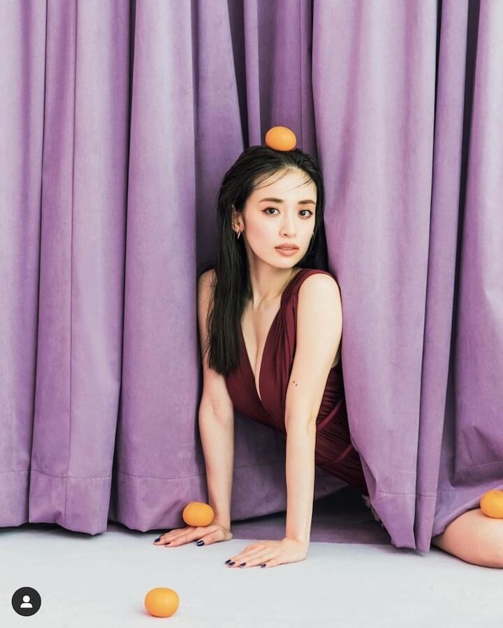 インスタグラム：泉里香(@rika_izumi_)より	