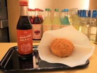 まさかの「味噌」入り！　新宿中村屋「カリーの後に楽しむコーラ」を飲んでみた