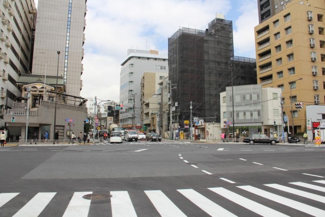 少し賑わっている