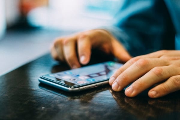 LINEを未読のままにする「男性心理」7つ