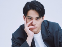 水上恒司 登場！　11/26発売『with』1月号　「いまの水上の表現力」が詰まった8ページ！！