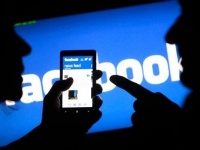 知らない間に見られてる・・・フェイスブックで他人がこっそり自分のアカウントにログインしているかどうか確認する方法とそれを回避する方法