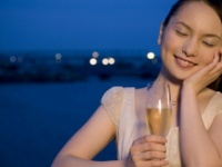 ただの友だちじゃない!?　男性が「女友だちに惚れてしまった」と思う瞬間3つ