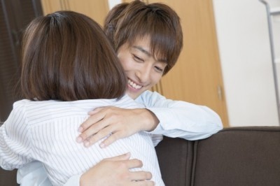 もう離さねぇっ!!　男が絶対に「手放さない女性」の特徴6つ