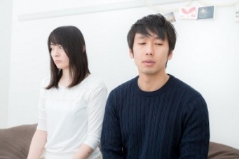 器ちっちゃ！　彼女が「人数合わせ合コンに行くのを許せる彼氏」は約●割！