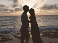 妄想が止まらないっ！　女性が夢見る「旅先での恋」5選