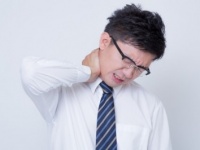 やべ！　会議なのに!!　シャツを汚してしまったときの対処法