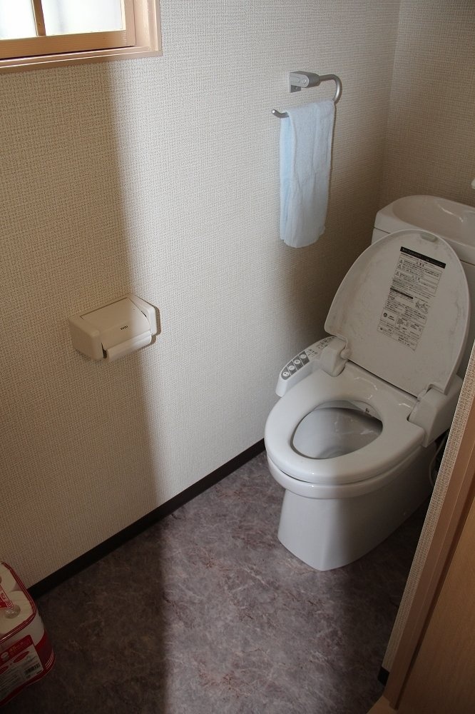日本が誇る洗浄機能付きトイレもばっちり完備！