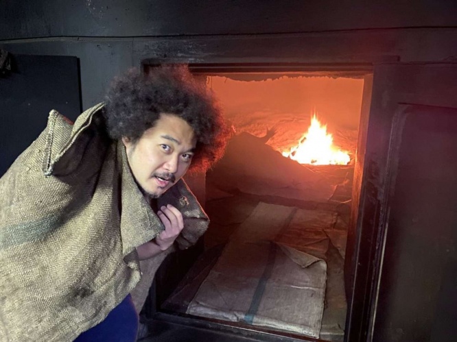 この中に入るの......？（画像はアフロマンス＠afromanceさんのツイートより）