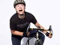 マジか……！　女子が「運転免許がない男性」に思うこと5つ