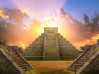 古代マヤ人にとって割れた鏡は異世界への道筋だった