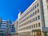 ホテルで『女子生徒と添い寝』　さらに「わいせつ行為」も…　府立高校職員(33)懲戒免職