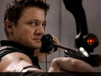 ジェレミー・レナーが撮影中に両腕を骨折・・・『アベンジャーズ：インフィニティ・ウォー』には影響なし