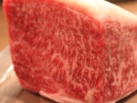 大阪大学が“和牛のサシ”まで再現！3Dプリント肉が天然の味を超える!?