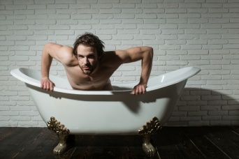 （C）Shutterstock