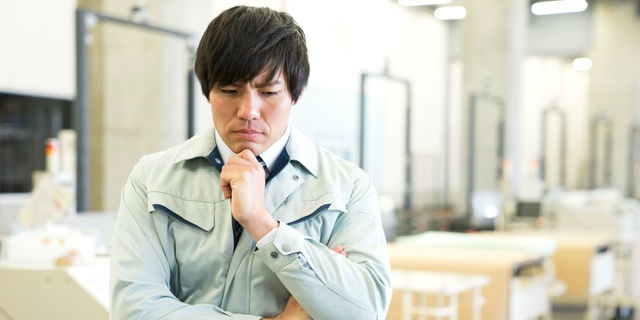 製造工場でのトラブル