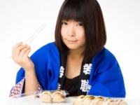 そりゃモテねーよ！　「女子力が低い女性」がよく食べているもの・6つ