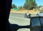 止まろうと思っても止まれない！　高速道路でバイクが突然…