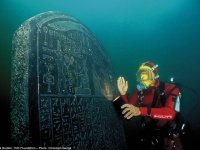 海底に眠るエジプトの古代都市、ヘラクレイオンとその失われた財宝