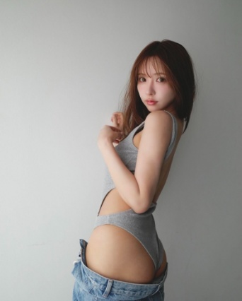 Instagram:三上悠亜(@yua_mikami)より