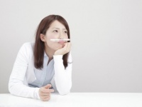 それはちょっとキビしくない……？　働く女性が考える転職が難しいと思う条件3つ！