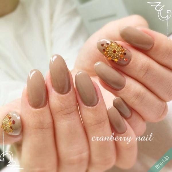 cranberry nail 鯨岡百合香