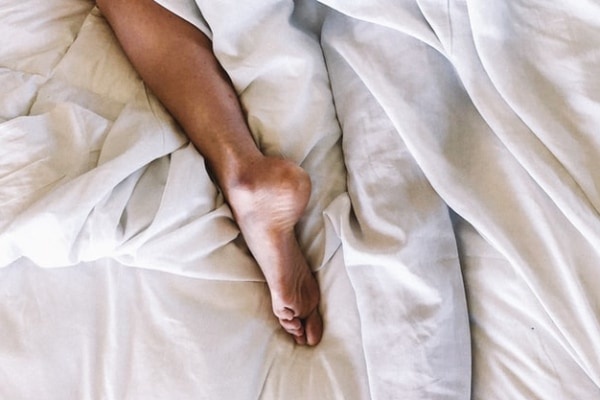 生理前・生理中にむくみが出る原因