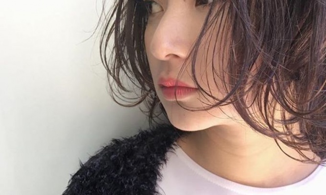 “地毛風”だけどオシャレ♡【暗髪でも透けるカラー】と“作りこみ過ぎない”スタイリングで、ナチュラル可愛い雰囲気に♪ 2017 A / W