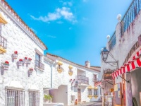 「どこやねん思ったら...」「三重に見えん」　異国情緒漂いまくりの「志摩地中海村」に5.8万人興味津々