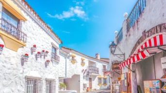 「どこやねん思ったら...」「三重に見えん」　異国情緒漂いまくりの「志摩地中海村」に5.8万人興味津々