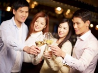 男性は、初対面の女性の●●を見て「恋愛対象」か判断している！