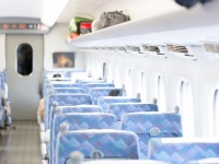 なんでこのデザイン？車内の座席に隠されたもの