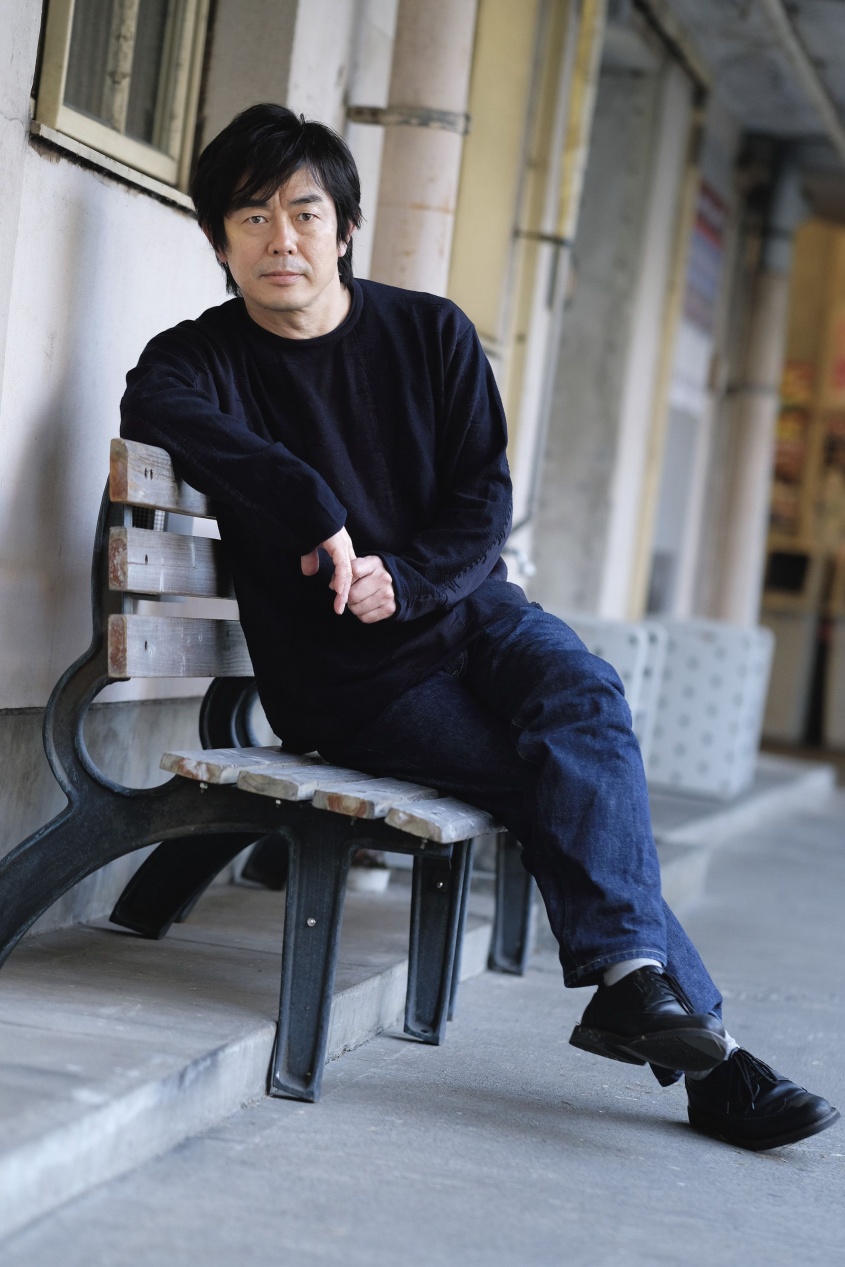 宮沢和史（撮影・弦巻勝）