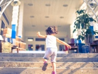 俳優・小野寺丈と元タレント白石さおりの子どもは人気子役だった