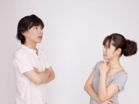 イメージで損をするのは？　「40歳で独り身」or「バツイチ」？