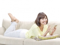 疑わない、負担が偏らないように会う。遠距離恋愛の成功の秘けつとは!?