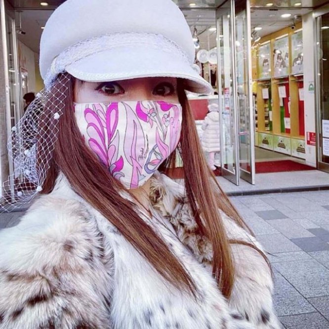 インスタグラム：神田うの(@unokandaofficial)より