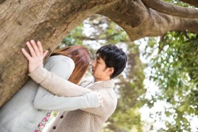 相性サイアク!!　これまでで一番気持ち悪かったキスのエピソード10