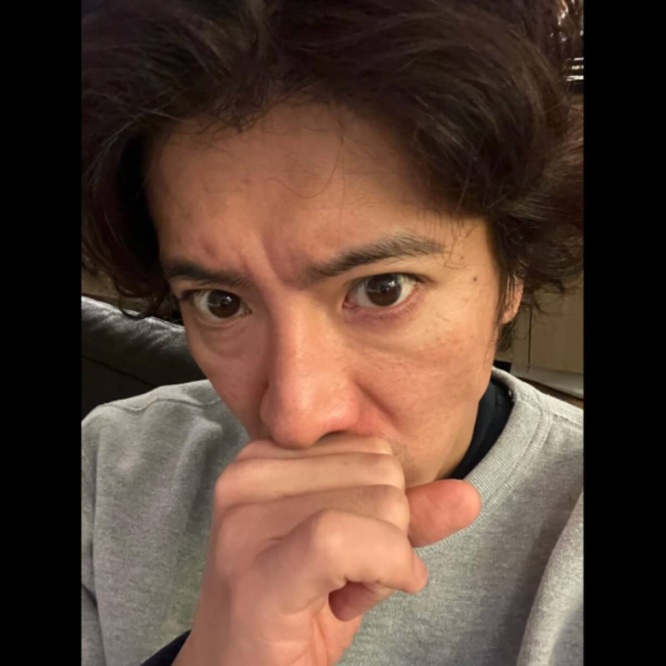 木村拓哉の自撮り投稿に辛らつな声 肌の老化に目がいってしまう 1ページ目 デイリーニュースオンライン