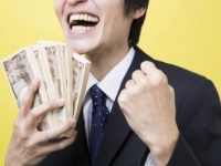 よっしゃーっ!!　「冬のボーナス」で男性が買いたいもの・6選