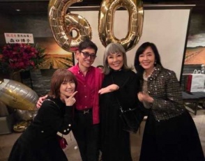 辻希美、家族と赤ちゃんの対面を報告も”上の子を軽視”した行動に批判